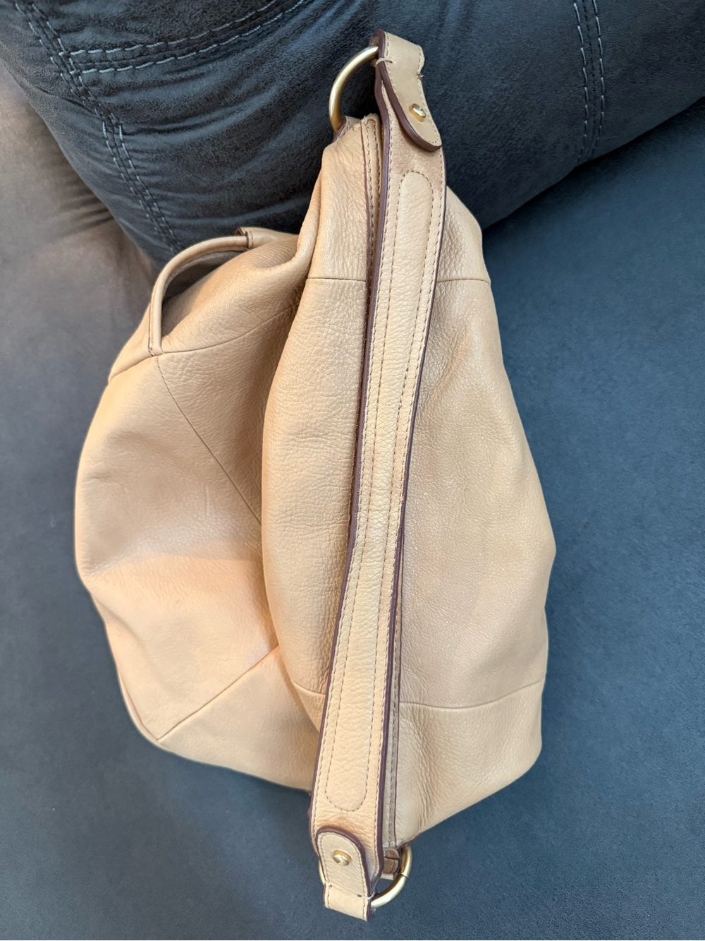 Liz Claiborne Tan Leather Shoulder Hobo Bag - Picture 4 of 6